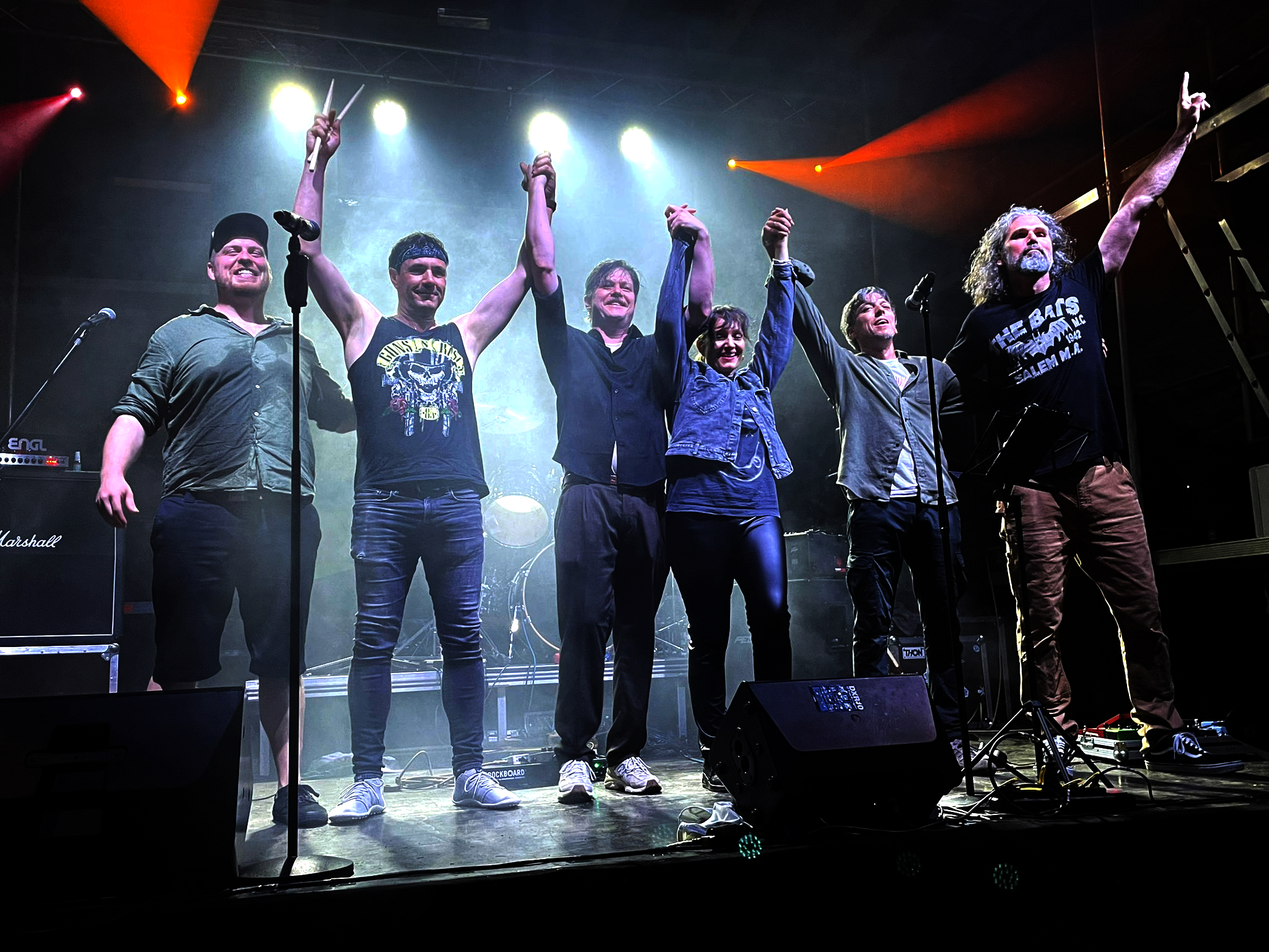 MAD DOX Band auf der Bühne